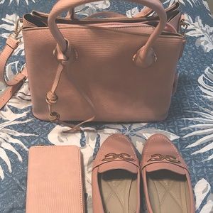 Perfectly matched pink shoes sz 9, purse, wallet